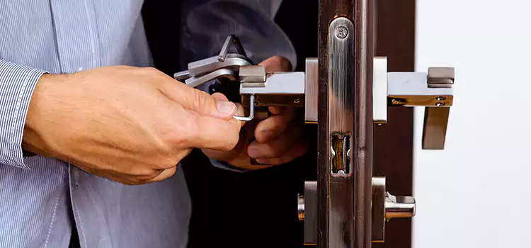 Commercial Door Lock Repair Walnut